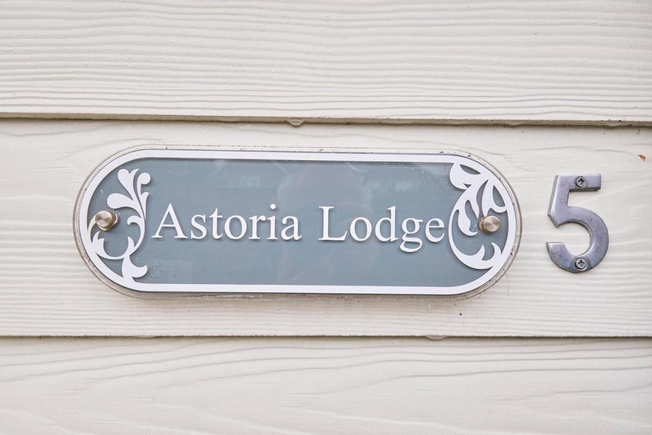 ברודסטיירס Host & Stay - Astoria מראה חיצוני תמונה
